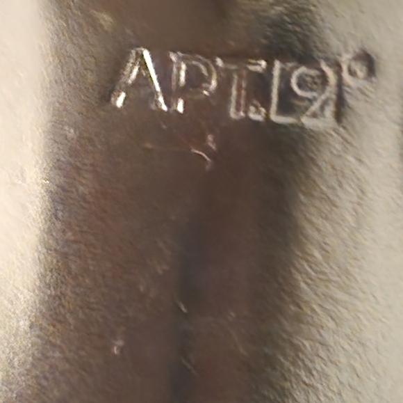 Apt 9 Black Pump Size 9 - Picture 3 of 6